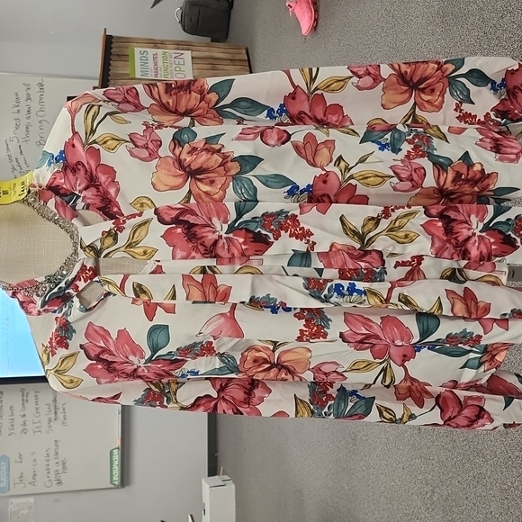 Blouse - Picture 3 of 4